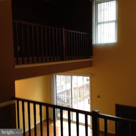 6559 RIVER TWEED LN, Alexandria, VA 22312
