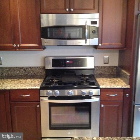 6559 RIVER TWEED LN, Alexandria, VA 22312
