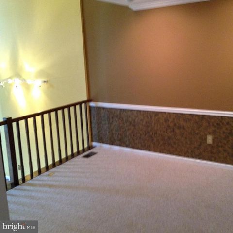 6559 RIVER TWEED LN, Alexandria, VA 22312