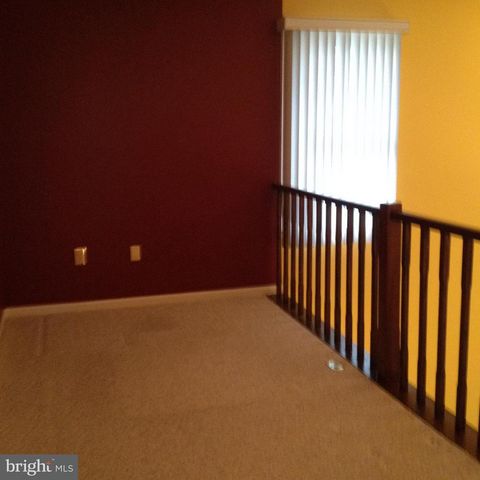 6559 RIVER TWEED LN, Alexandria, VA 22312