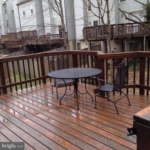6559 RIVER TWEED LN, Alexandria, VA 22312