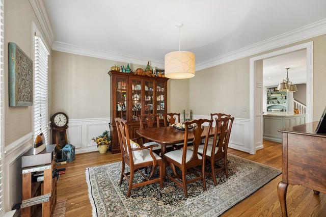 1305 Arrowhead Dr, Brentwood, TN 37027