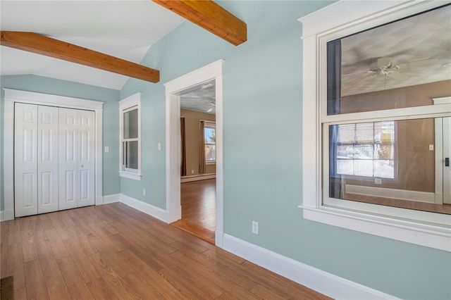 2 Overbrook Avenue, Warwick, RI 02889