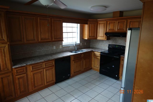 3413 LOCH RIDGE TRAIL, Hoover, AL 35216