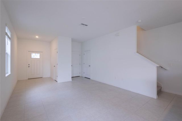 2626 SUNRAY VENUS WAY, Ruskin, FL 33570