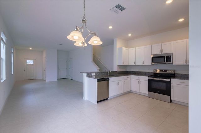 2626 SUNRAY VENUS WAY, Ruskin, FL 33570
