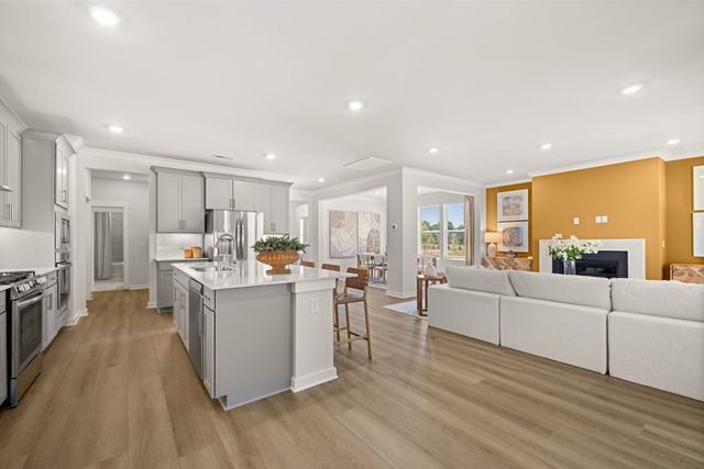 1142 Essem Drive, Murfreesboro, TN 37130