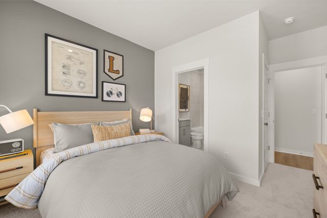 1142 Essem Drive, Murfreesboro, TN 37130