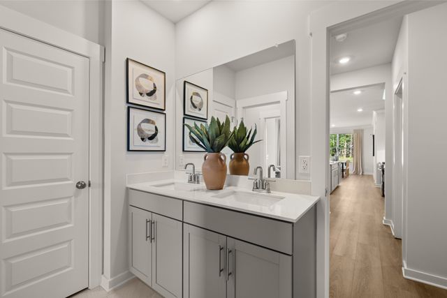 1142 Essem Drive, Murfreesboro, TN 37130