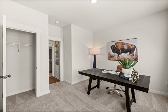 1142 Essem Drive, Murfreesboro, TN 37130