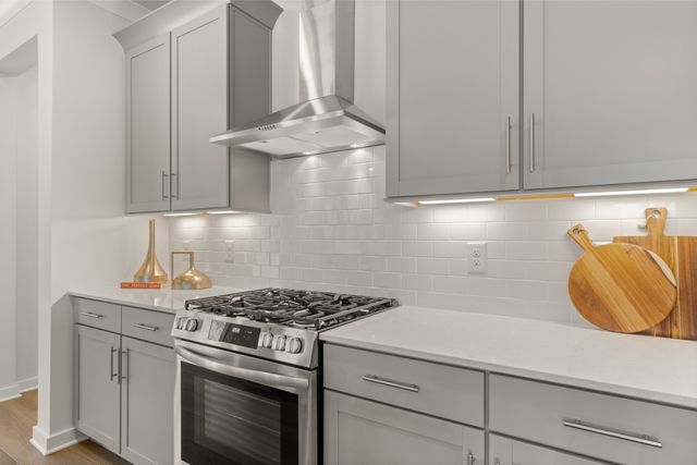 1142 Essem Drive, Murfreesboro, TN 37130