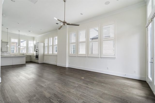 2613 Maxroy Street, Houston, TX 77007