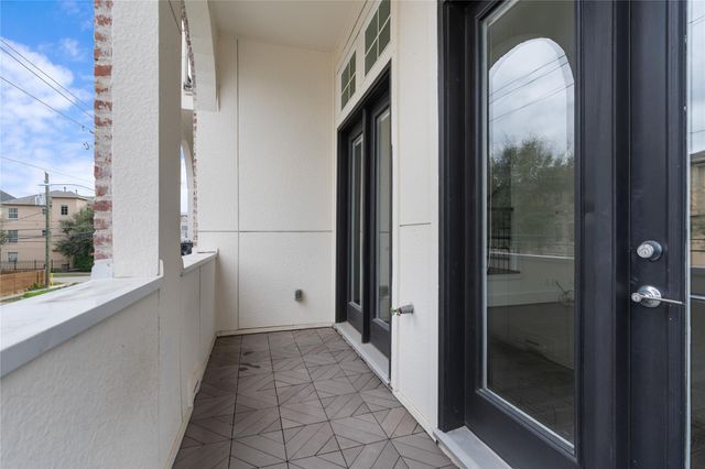 2613 Maxroy Street, Houston, TX 77007