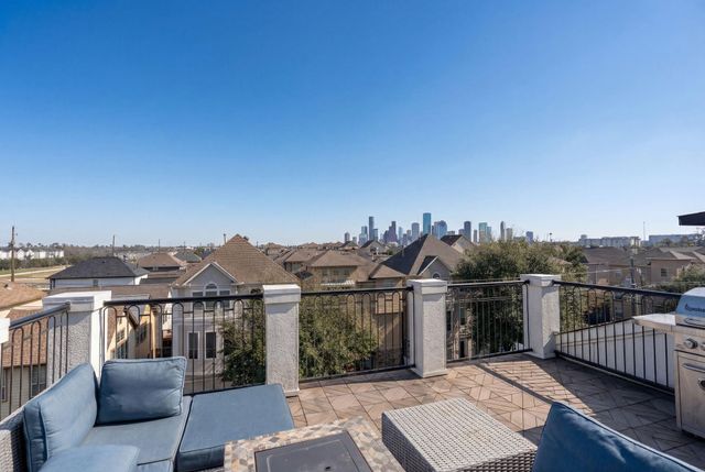 2613 Maxroy Street, Houston, TX 77007