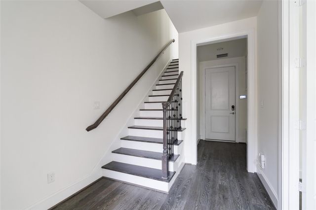2613 Maxroy Street, Houston, TX 77007