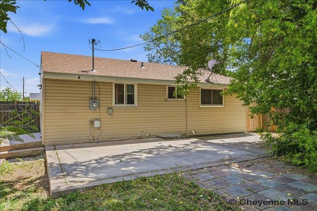 256 CRIBBON AVE, Cheyenne, WY 82007