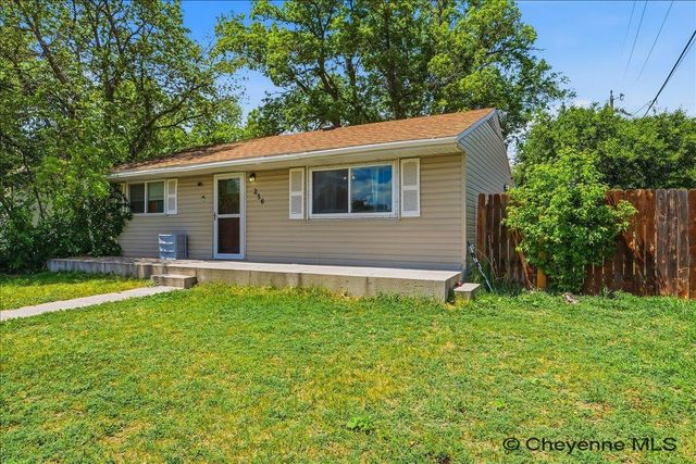 256 CRIBBON AVE, Cheyenne, WY 82007