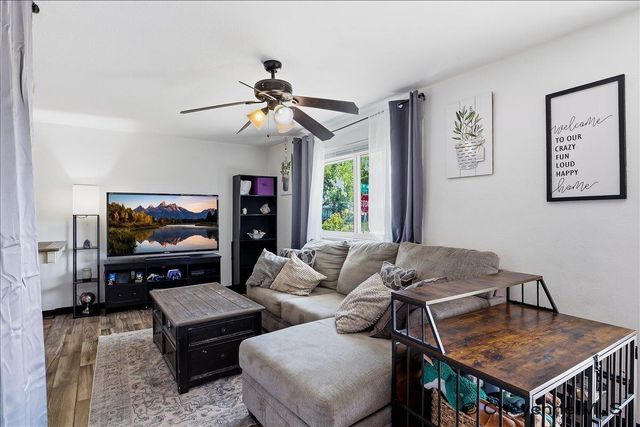 256 CRIBBON AVE, Cheyenne, WY 82007