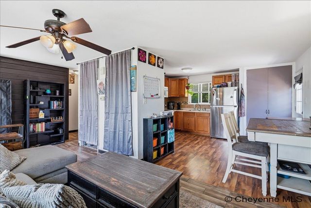 256 CRIBBON AVE, Cheyenne, WY 82007