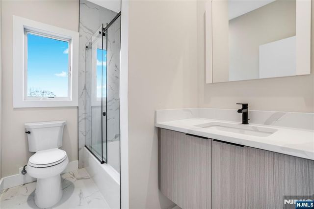 128 Edsall Boulevard A, Palisades Park, NJ 07650