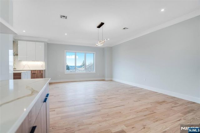 128 Edsall Boulevard A, Palisades Park, NJ 07650