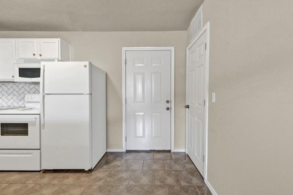 1220 SE 12th Avenue 1205, Norman, OK 73071