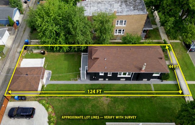 7948 S Colfax Avenue, Chicago, IL 60617