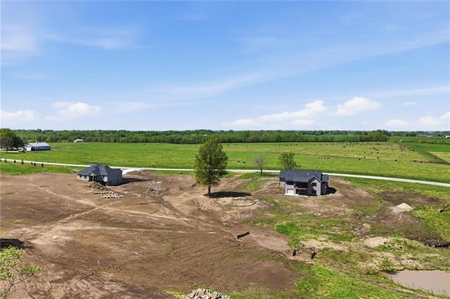 9901 Stockdale Road, Liberty, MO 64068
