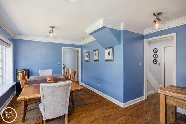 155 Lothrop Road, Grosse Pointe Farms, MI 48236