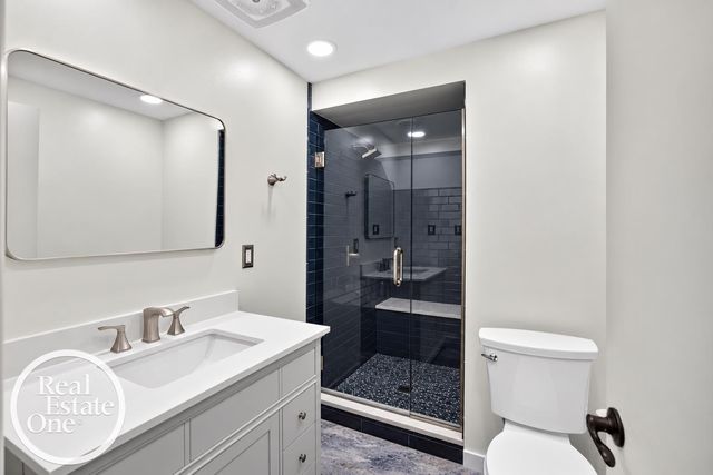 155 Lothrop Road, Grosse Pointe Farms, MI 48236