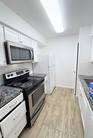 6200 W Tidwell Road W 1002, Houston, TX 77092