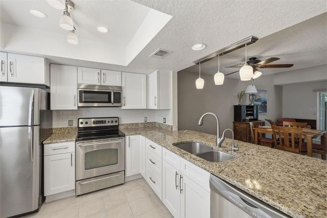 500 NEW YORK AVENUE 25, Dunedin, FL 34698