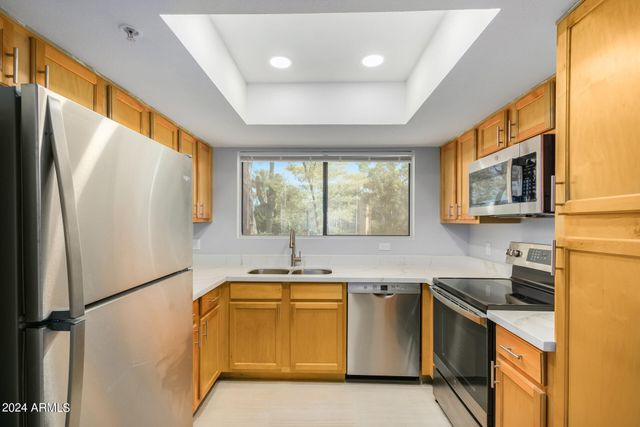 9990 N SCOTTSDALE Road 1030, Paradise Valley, AZ 85253