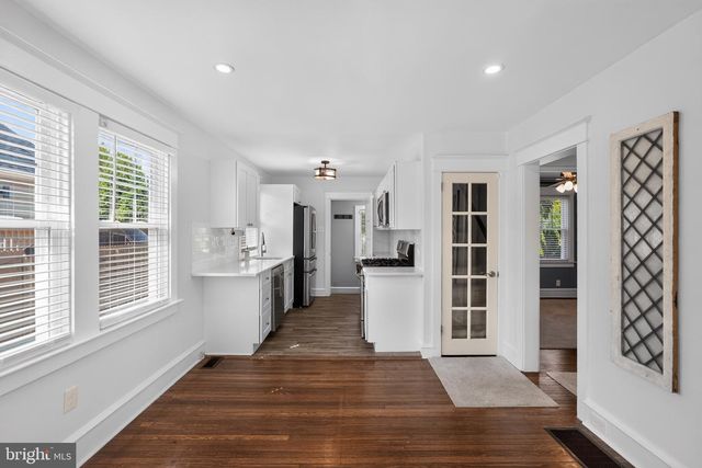 1028 N PROVIDENCE RD, Media, PA 19063