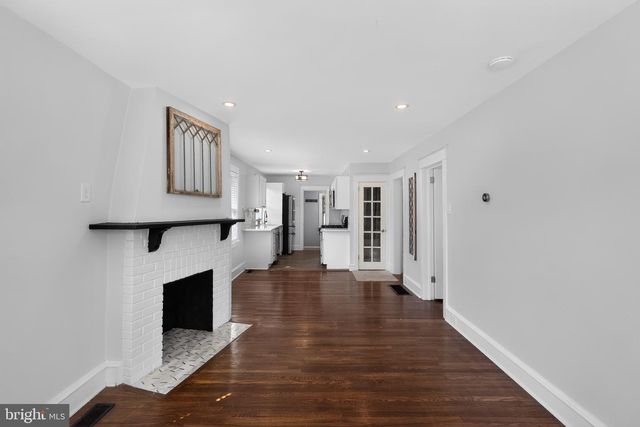1028 N PROVIDENCE RD, Media, PA 19063