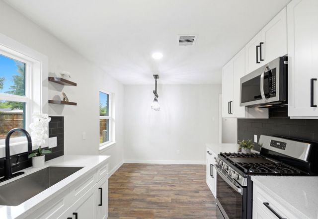 6415 Annunciation Street, Houston, TX 77016