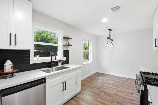 6415 Annunciation Street, Houston, TX 77016