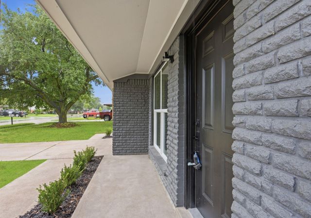 6415 Annunciation Street, Houston, TX 77016