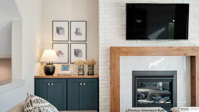 10209 S 214th Street, Gretna, NE 68028