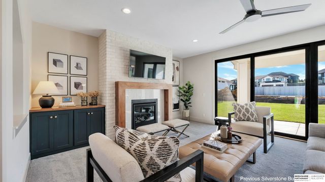 10209 S 214th Street, Gretna, NE 68028