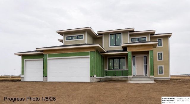 10209 S 214th Street, Gretna, NE 68028