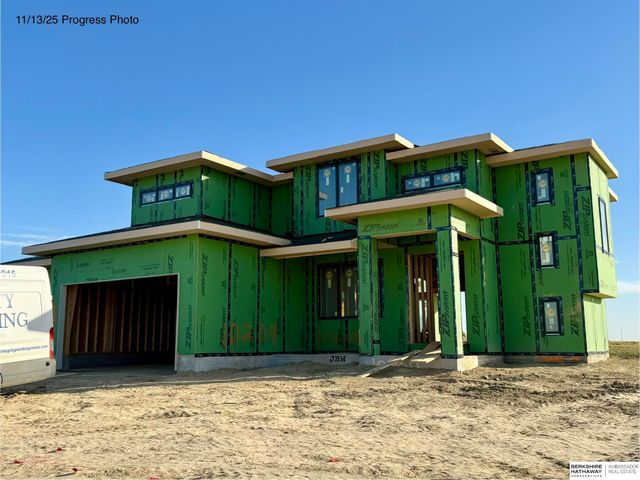 10209 S 214th Street, Gretna, NE 68028