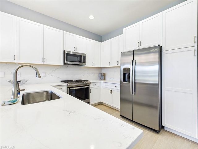 20176 Camellia Crosse LN, Estero, FL 33928