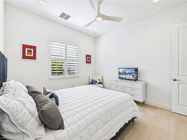 20176 Camellia Crosse LN, Estero, FL 33928