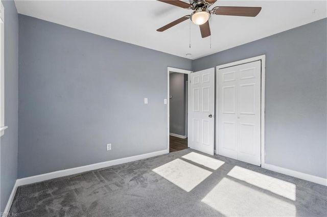 212 Lynnhaven DR, Hampton, VA 23666