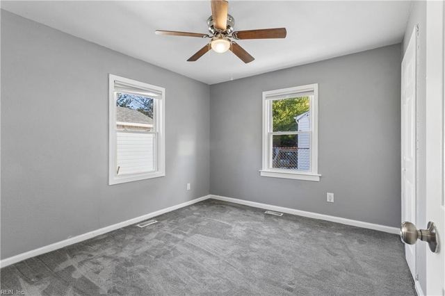 212 Lynnhaven DR, Hampton, VA 23666