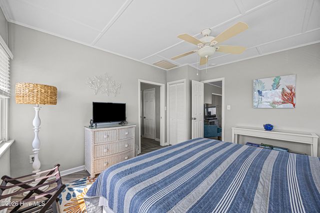 5127 W Beach Drive, Oak Island, NC 28465