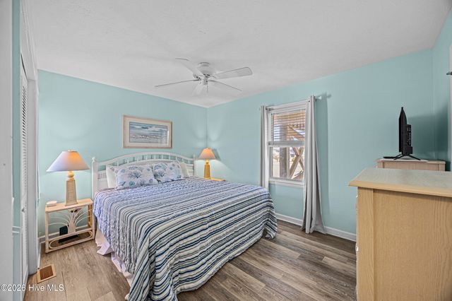 5127 W Beach Drive, Oak Island, NC 28465