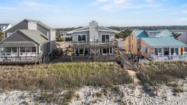 5127 W Beach Drive, Oak Island, NC 28465