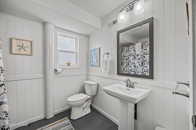 5127 W Beach Drive, Oak Island, NC 28465